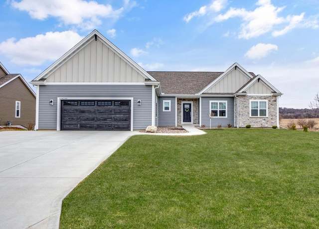 Property at N65W25583 Beaver Creek Ln, Sussex, WI 53089, 3 beds, 2.5 baths