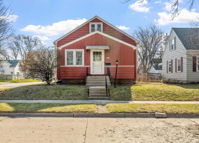 Property at 2021 N 21st St, Sheboygan, WI 53081, 2 beds, 1 bath