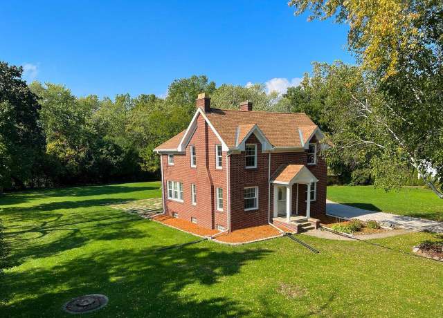 Property at 1924 Newman Road North Rd, Mount Pleasant, WI 53406, 3 beds, 2.5 baths