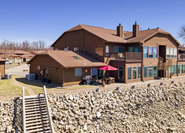 Property at 1041 Lauderdale North, Onalaska, WI 54650, 3 beds, 2 baths