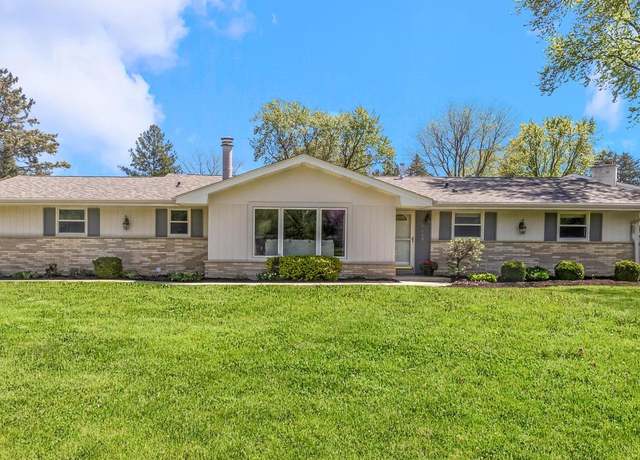 Property at 3440 Sleepy Hollow Ln, Brookfield, WI 53005, 3 beds, 2.5 baths