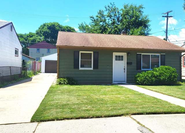 Property at 425 S 88 St, Milwaukee, WI 53214, 2 beds, 1 bath