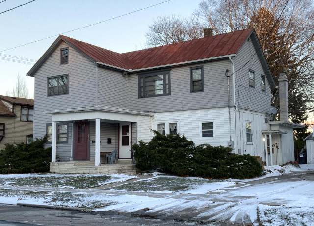 Property at 1305 S 9th St, Manitowoc, WI 54220