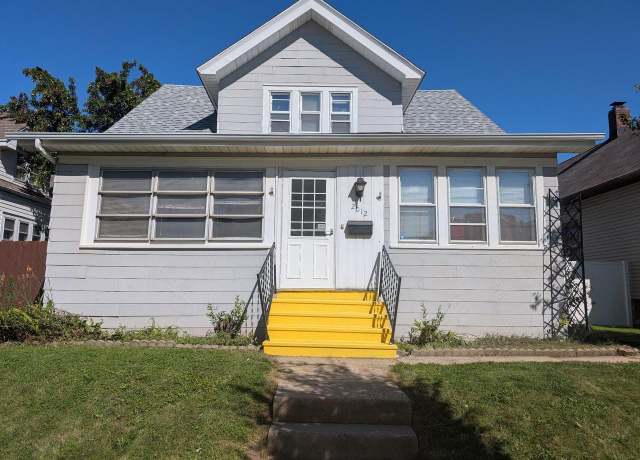 Property at 2012 S 68th St, West Allis, WI 53219, 5 beds, 1.5 baths