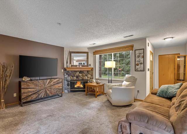 Property at 200 W Aspen Ct #6, Oak Creek, WI 53154, 2 beds, 2 baths