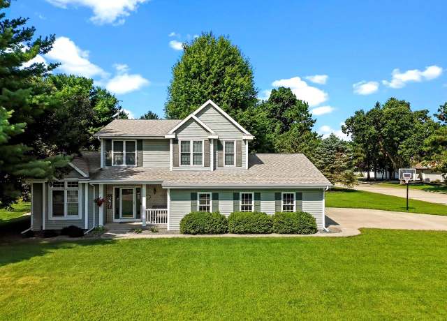 Property at 3457 Hemmingway Dr, Janesville, WI 53545, 3 beds, 3.5 baths
