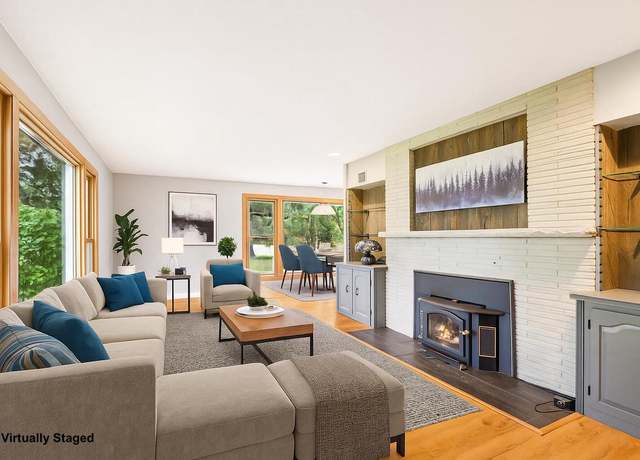 Property at W262S3159 View Dr, Waukesha, WI 53189, 3 beds, 1.5 baths