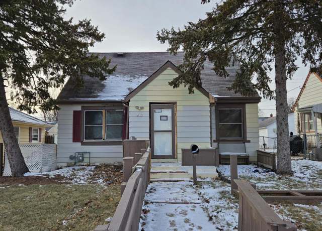 Property at 4853 N 60th St, Milwaukee, WI 53218, 3 beds, 1 bath