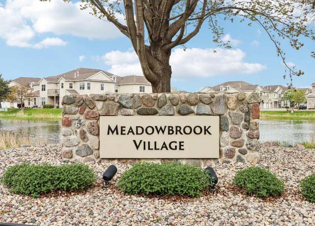 Property at N16W26500 Meadowgrass Cir Unit C, Pewaukee, WI 53072, 1 bed, 1 bath