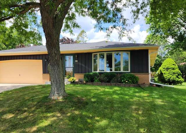 Property at 7607 S Clement Ave, Oak Creek, WI 53154, 3 beds, 1.5 baths