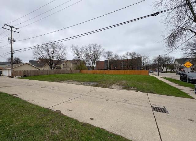 Property at 118 W Garfield Ave, Milwaukee, WI 53212