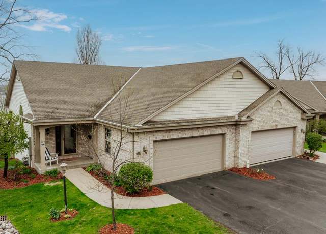 Property at 317 Cardinal Ridge Dr, Pewaukee, WI 53072, 2 beds, 2.5 baths