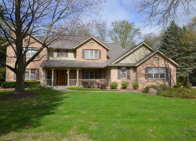 Property at 1672 Mound View Pl, Whitewater, WI 53190, 4 beds, 3.5 baths