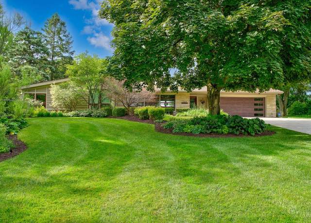 Property at 17425 Mierow Ln, Brookfield, WI 53045, 4 beds, 2.5 baths