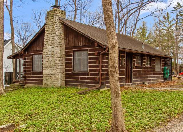 Property at N2690 Forest Dr, Lake Geneva, WI 53147, 2 beds, 1 bath
