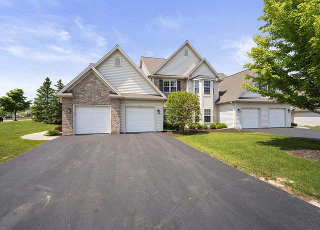 Property at 1820 Stoney Ln, Slinger, WI 53086, 2 beds, 2 baths