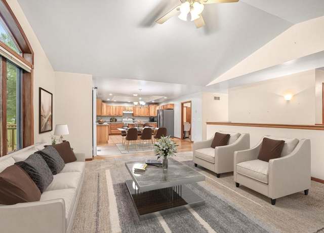 Property at 3467 Country View Dr, Delavan, WI 53115, 3 beds, 3 baths