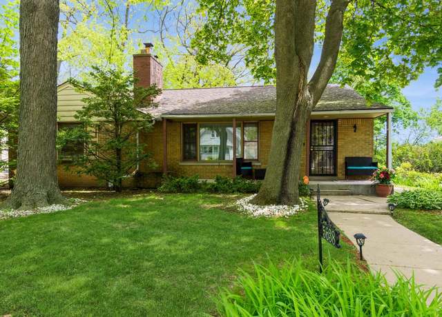 Property at 5638 N 35th St, Milwaukee, WI 53209, 3 beds, 1.5 baths