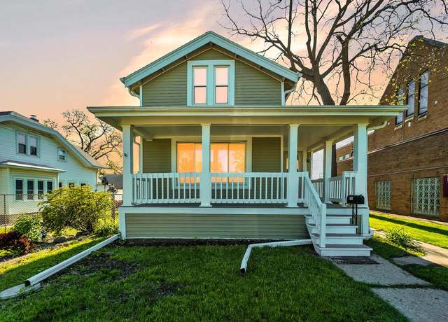 Property at 1632 S 77th St, West Allis, WI 53214, 3 beds, 1 bath