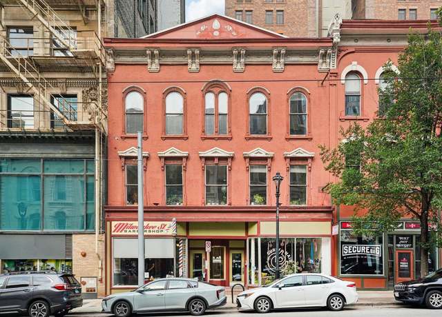 Property at 715 N Milwaukee St #202, Milwaukee, WI 53202, 1 bed, 1 bath