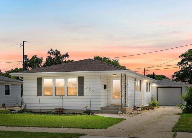Property at 1933 Neptune Ave, Racine, WI 53404, 2 beds, 1 bath