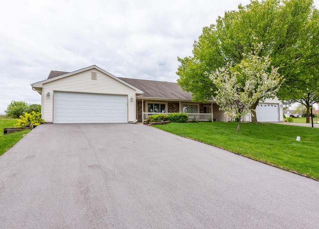 Property at 1105 W York St, Oak Creek, WI 53154, 2 beds, 2 baths