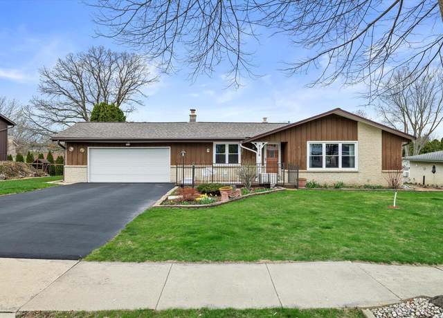 Property at 2116 Melody Ln, Waukesha, WI 53186, 3 beds, 1.5 baths