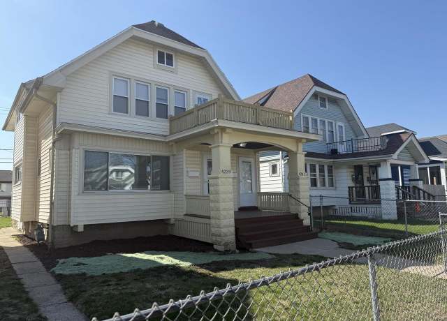 Property at 4239 N 26th St #4241, Milwaukee, WI 53209, 4 beds, 2 baths