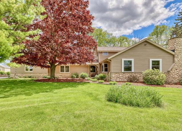 Property at 1559 River Bend Rd, Grafton, WI 53024, 3 beds, 2 baths