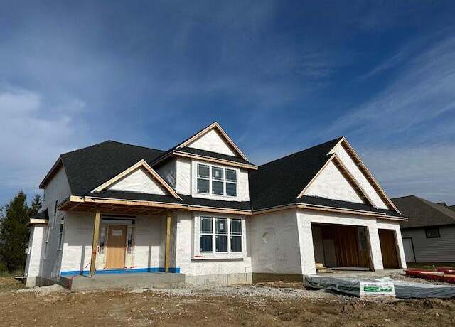 Property at W247N7543 Overland Rd, Sussex, WI 53089, 4 beds, 2.5 baths
