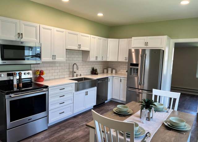 Property at 101 N 4th St, Fort Atkinson, WI 53538, 4 beds, 2 baths
