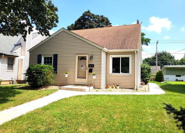Property at 2610 S 62nd St, Milwaukee, WI 53219, 3 beds, 1 bath