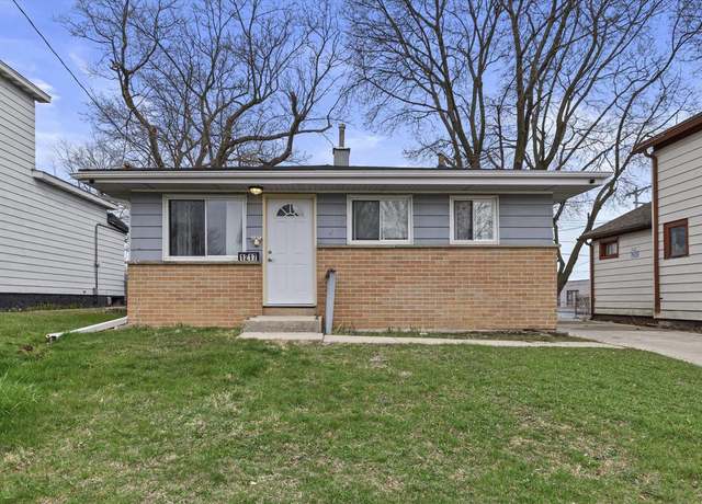 Property at 1217 N Wisconsin Ave, Racine, WI 53402, 3 beds, 1 bath