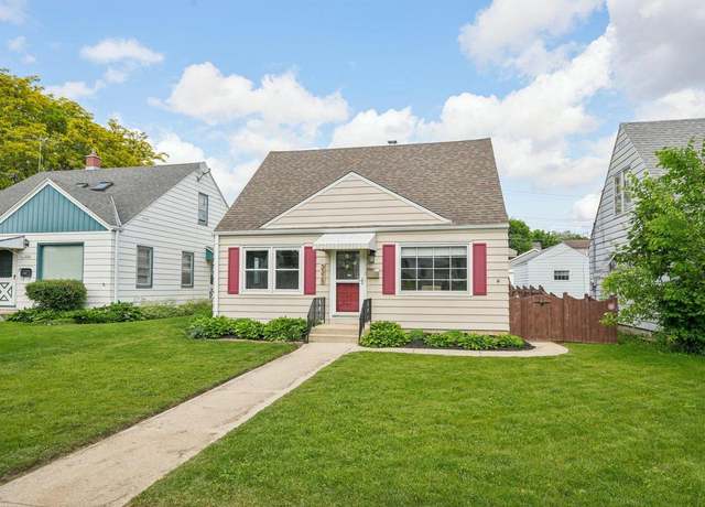 Property at 3328 N 85th St, Milwaukee, WI 53222, 3 beds, 2 baths