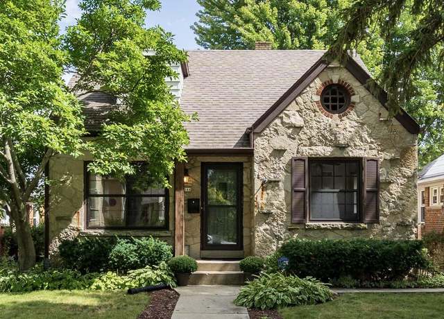 Property at 3044 N 86th St, Milwaukee, WI 53222, 4 beds, 1.5 baths