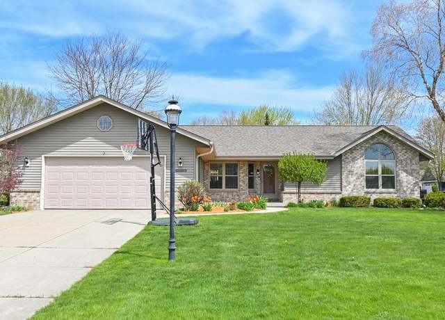 Property at N65W14382 Redwood Dr, Menomonee Falls, WI 53051, 3 beds, 2 baths
