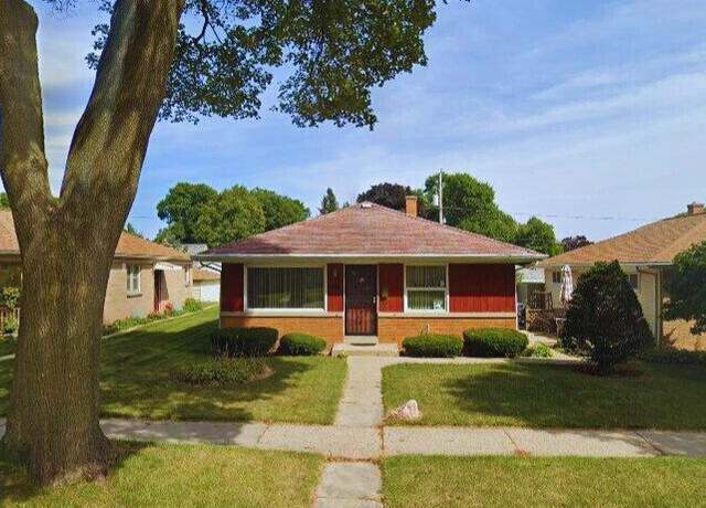 Property at 5148 N 71st St, Milwaukee, WI 53218, 3 beds, 1.5 baths