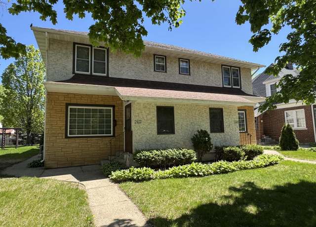 Property at 217-219 19th Street South St, La Crosse, WI 54601, 4 beds, 4 baths