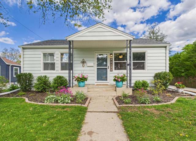 Property at W165N8436 Lavergne Ave, Menomonee Falls, WI 53051, 3 beds, 1.5 baths