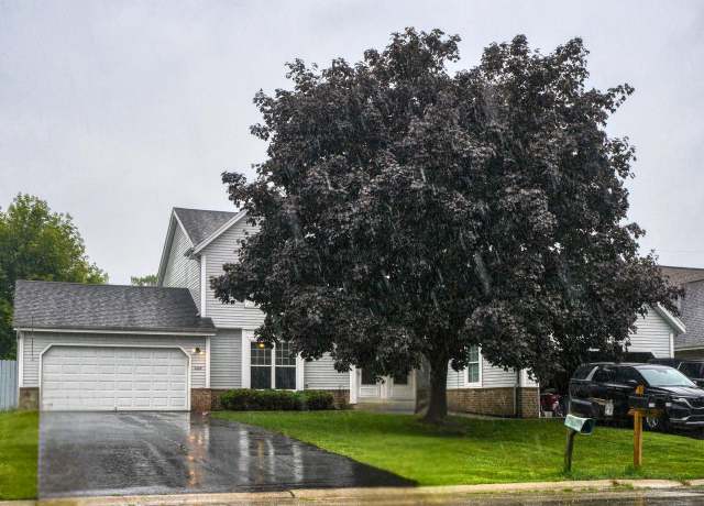 Property at 209 N 8th St, Waterford, WI 53185, 6 beds, 3 baths