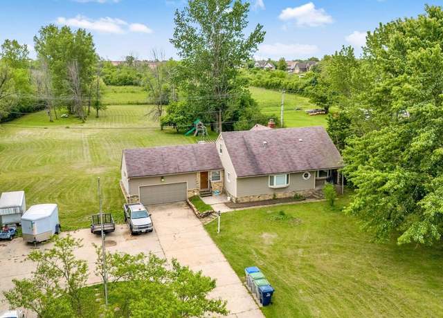 Property at 9335 W County Line Rd #9325, Milwaukee, WI 53224, 5 beds, 3.5 baths