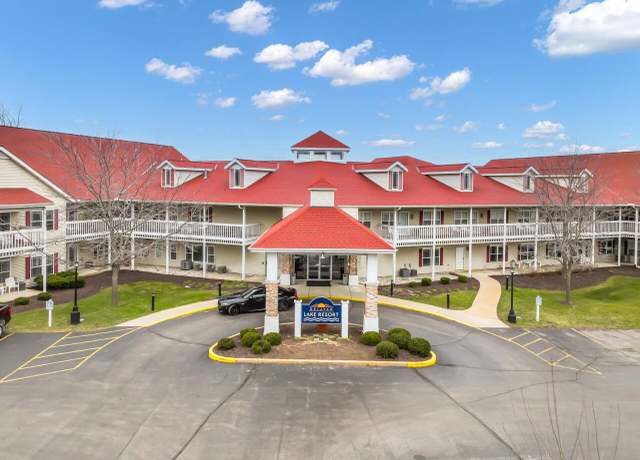 Property at 1505 South Shore Dr #204, Delavan, WI 53115, 1 bed, 1 bath