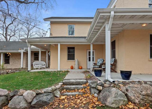 Property at 10651 S Nicholson Rd, Oak Creek, WI 53154, 4 beds, 3 baths