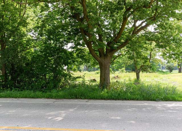 Property at 630 Green Bay Rd, Thiensville, WI 53092