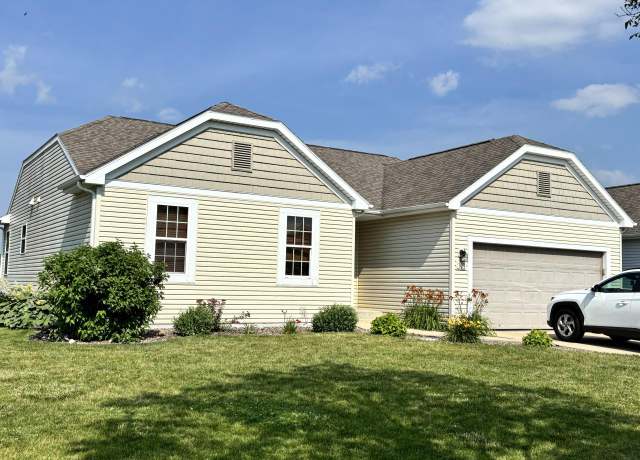 Property at 307 Reeds Dr, West Bend, WI 53095, 4 beds, 3 baths