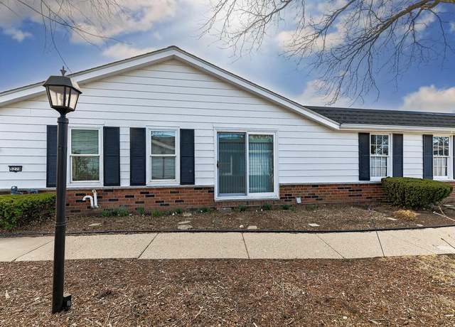 Property at 5278 Woodbridge Lane South Ln, Milwaukee, WI 53221, 2 beds, 1.5 baths