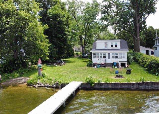 Property at N28W26972 Woodland Dr, Pewaukee, WI 53072
