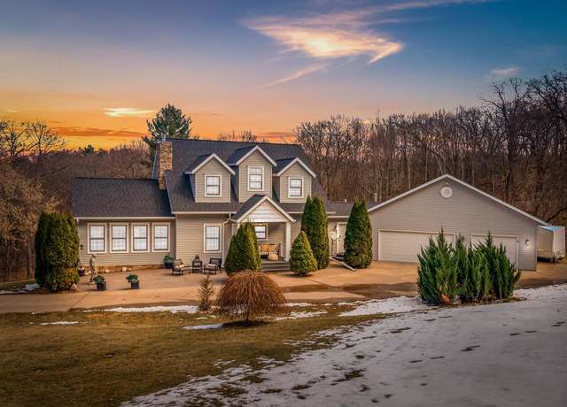 Property at N20322 Sunset Valley Rd, Galesville, WI 54630, 4 beds, 3.5 baths