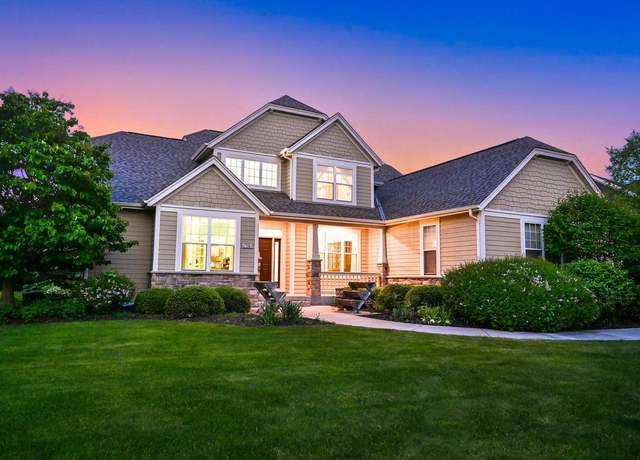 Property at 1781 River Lakes Road North Rd, Oconomowoc, WI 53066, 5 beds, 3.5 baths