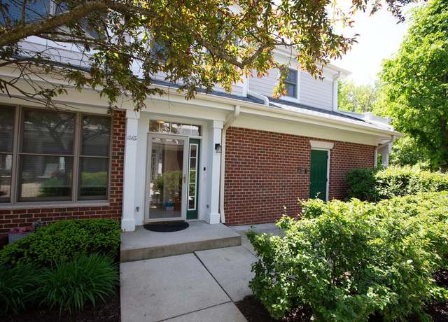 Property at 1865 Norhardt Dr, Brookfield, WI 53045, 3 beds, 2 baths